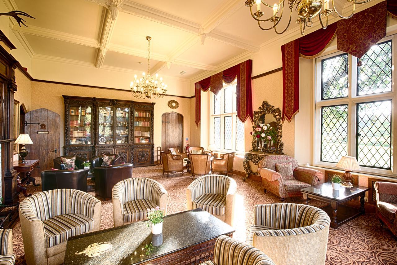 Miskin Manor Hotel Hensol Exterior photo