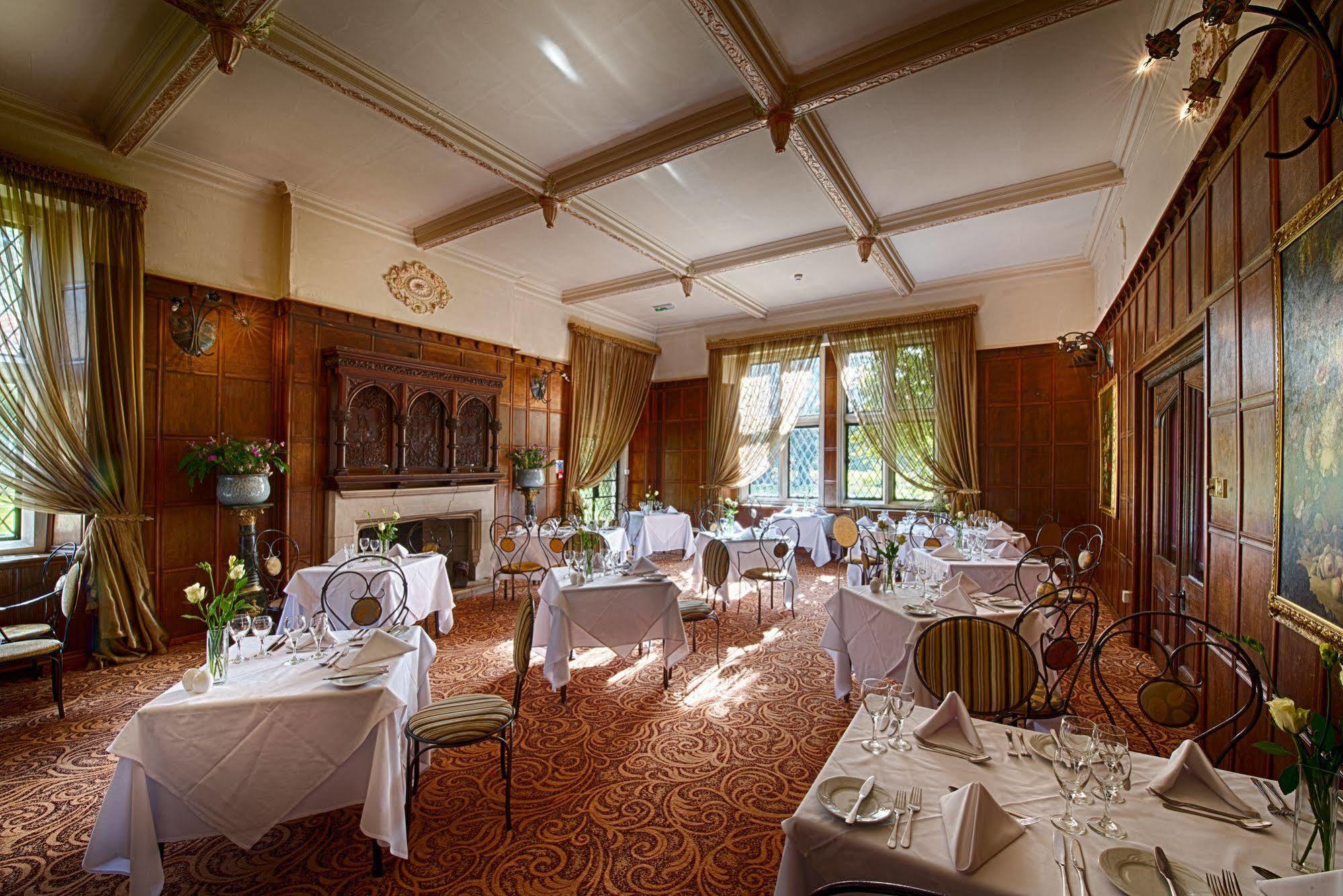 Miskin Manor Hotel Hensol Exterior photo