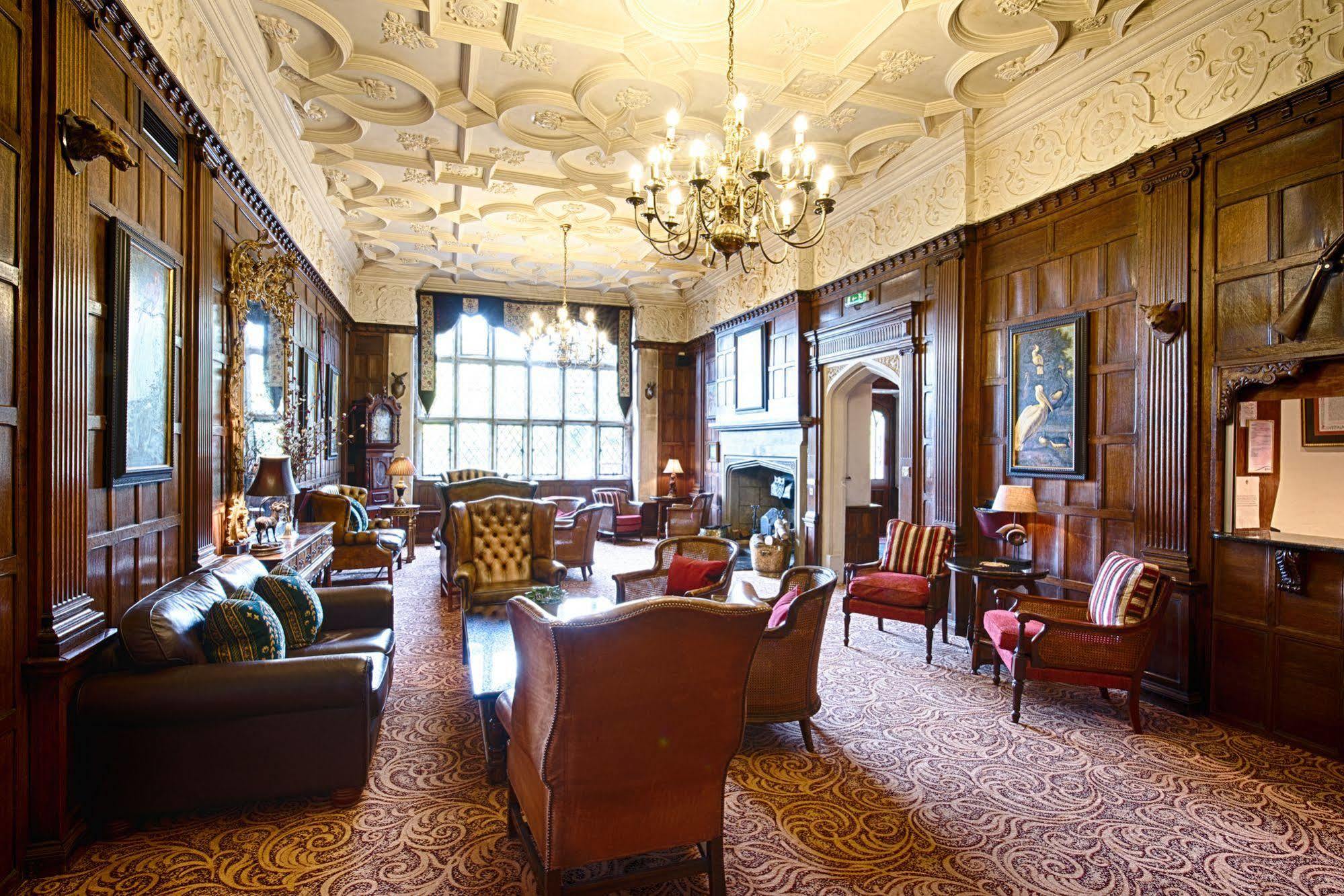 Miskin Manor Hotel Hensol Exterior photo