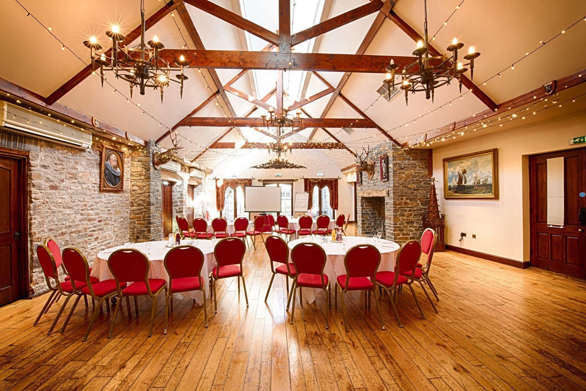 Miskin Manor Hotel Hensol Exterior photo