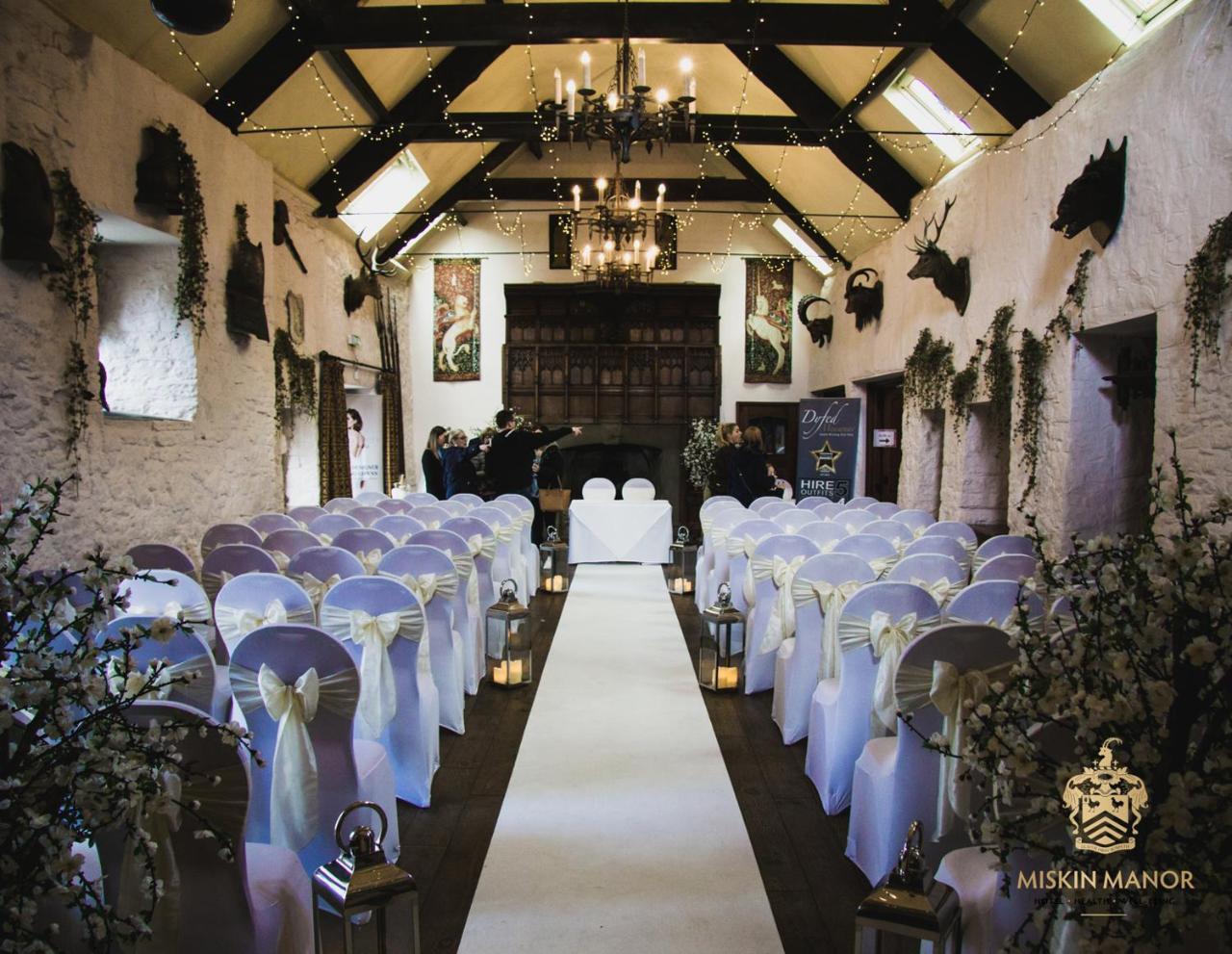 Miskin Manor Hotel Hensol Exterior photo
